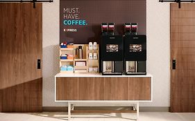 Holiday Inn Express Kansas City Downtown